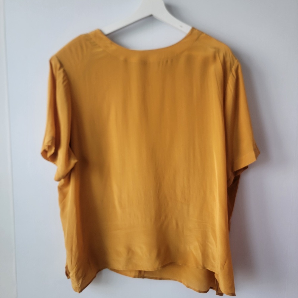 Anna and Frank women's 100% silk shirt size 22W short sleeve padded shoulder